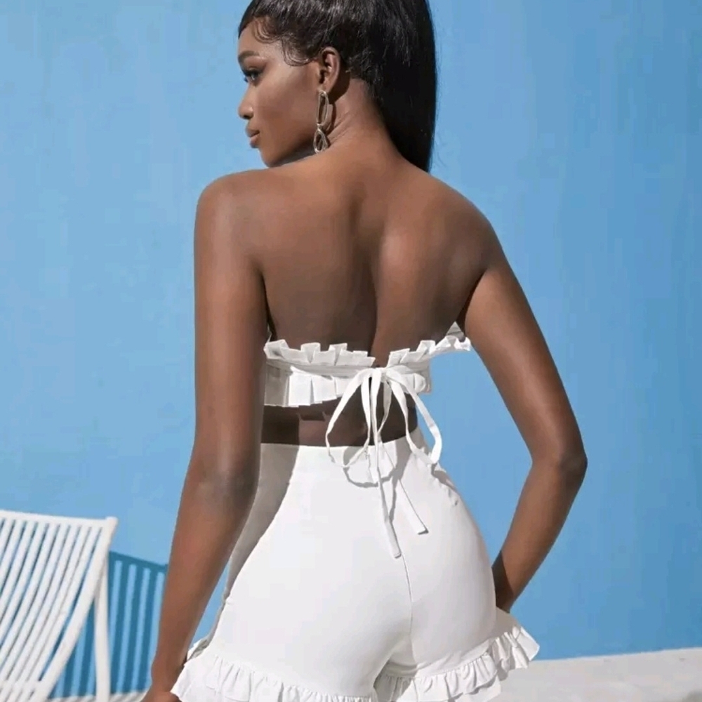 Elegant White Ruffle Short Set - Picture 3 of 4
